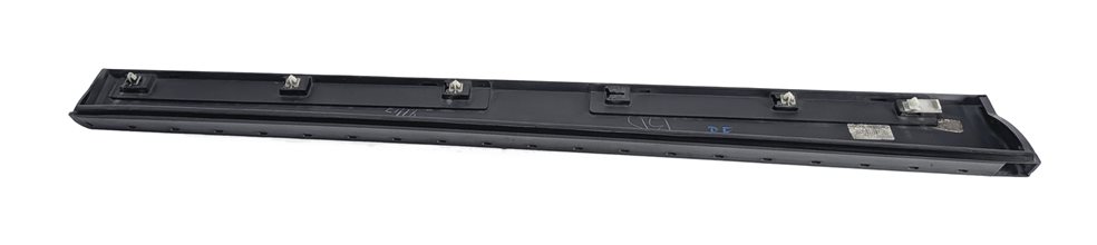 Thumbnail 3: 11-18 BMW X3 X4 F25 F26 FRONT RIGHT LOWER DOOR MOULDING TRIM (w/ M PKG) (Grey)