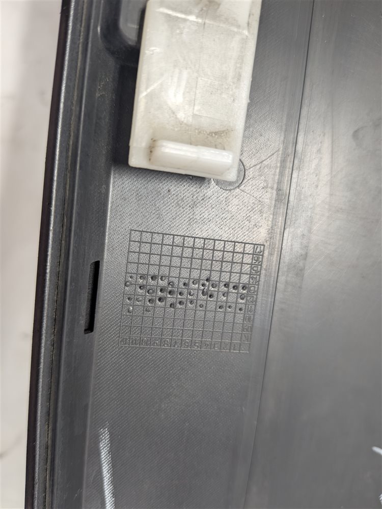 Thumbnail 9: 11-18 BMW X3 X4 (F25 F26) REAR LEFT LOWER DOOR MOULDING TRIM (w/ M PKG) (Grey)