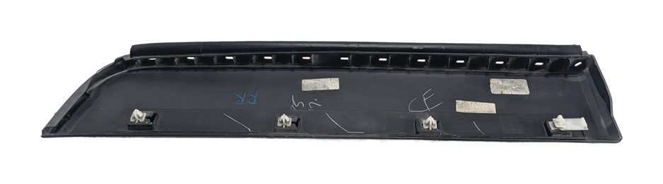 Thumbnail 4: 11-18 BMW X3 X4 (F25 F26) REAR RIGHT LOWER DOOR MOULDING TRIM (w/ M PKG) (Grey)