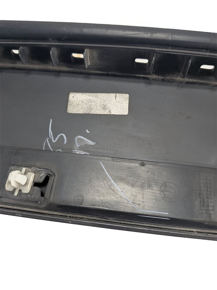 Thumbnail 6: 11-18 BMW X3 X4 (F25 F26) REAR RIGHT LOWER DOOR MOULDING TRIM (w/ M PKG) (Grey)