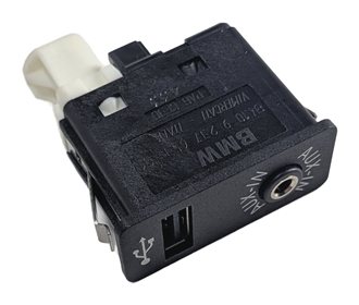 2014 BMW X3 (F25) CENTER CONSOLE AUX AUXILIARY INPUT USB PORT SOCKET