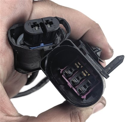 Thumbnail 3: 2014 BMW X3 (F25) FRONT PARK ASSIST PDC DISTANCE SENSORS w/HARNESS (Grey)