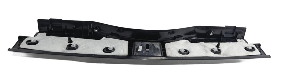 Thumbnail 4: 2013 MERCEDES GL450 (X166) REAR TRUNK CARGO LOADING SILL SCUFF PLATE COVER