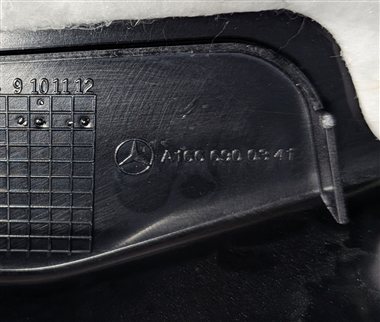 Thumbnail 5: 2013 MERCEDES GL450 (X166) REAR TRUNK CARGO LOADING SILL SCUFF PLATE COVER
