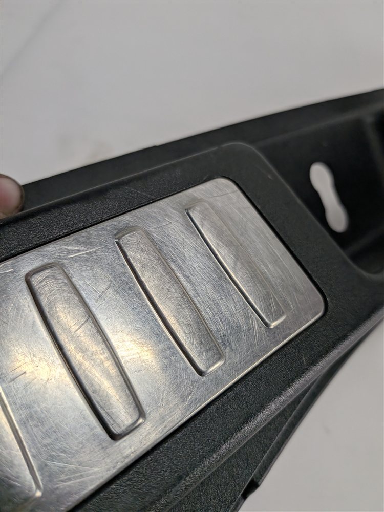 Thumbnail 6: 2013 MERCEDES GL450 (X166) REAR TRUNK CARGO LOADING SILL SCUFF PLATE COVER