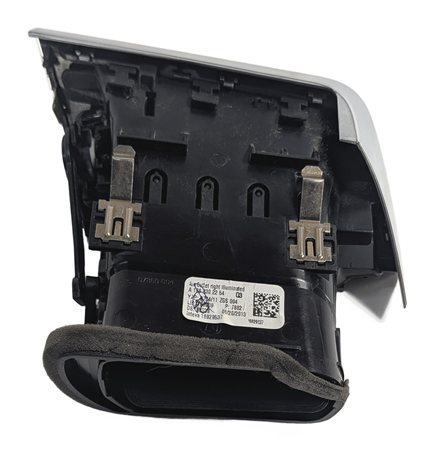 Thumbnail 3: 2013 MERCEDES GL450 (X166) FRONT RIGHT DASH HEAT AIR AC VENT (Black)