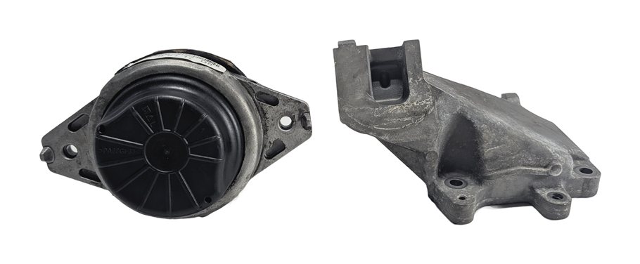 Thumbnail 7: 2013 MERCEDES GL450 (X166) 4.6L (278.928) ENGINE RIGHT MOTOR MOUNT w/BRACKET