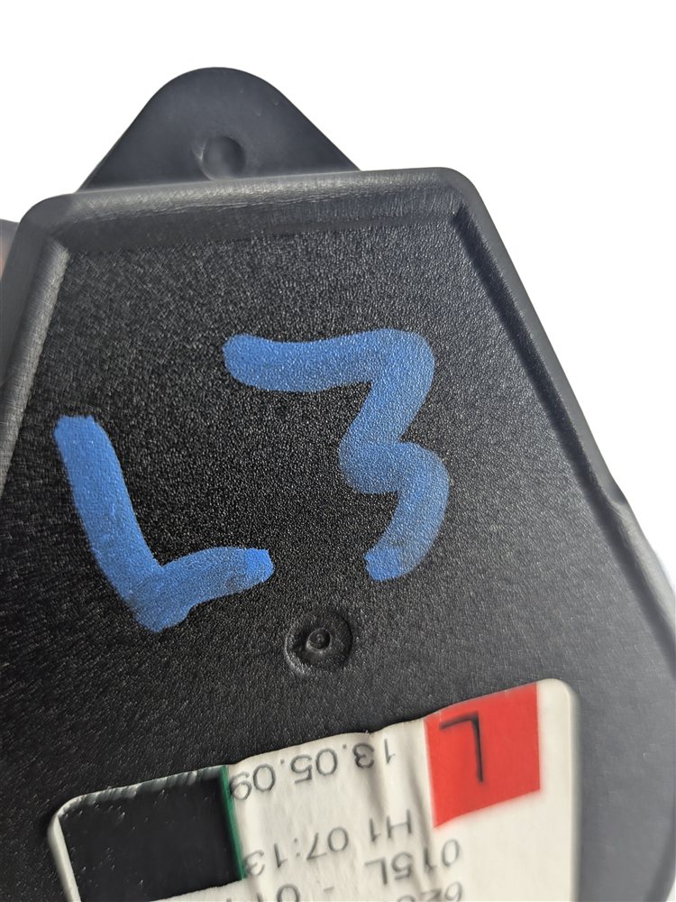 Thumbnail 9: 2013 MERCEDES GL450 (X166) REAR LEFT 3RD ROW SEAT SEATBELT RETRACTOR (Black)
