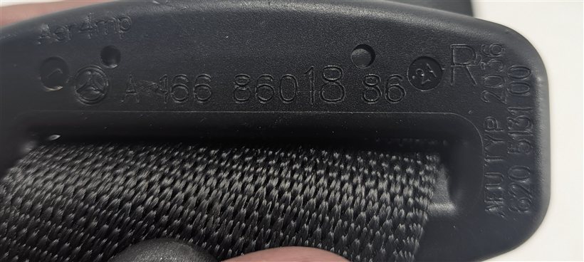 Thumbnail 4: 2013 MERCEDES GL450 (X166) REAR RIGHT 3RD ROW SEAT SEATBELT RETRACTOR (Black)