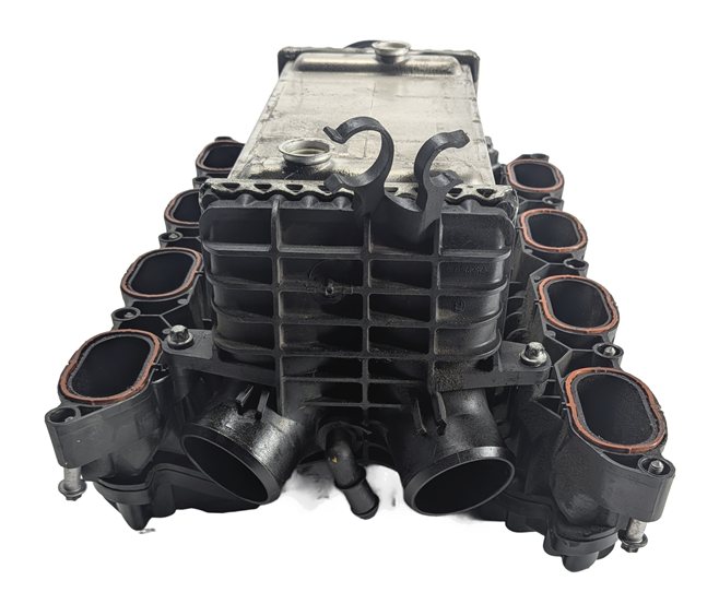Thumbnail 4: 11-20 MERCEDES E GL ML S W212 W166 W221 X166 4.6L INTAKE MANIFOLD w/ INTERCOOLER