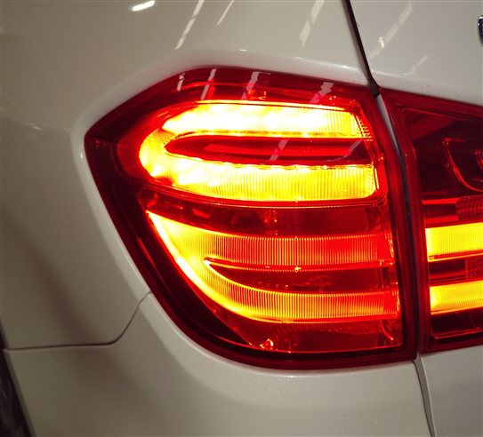 Thumbnail 2: 13-16 MERCEDES GL (X166) REAR LEFT DRIVER OUTER TAILLIGHT BRAKE LIGHT LAMP