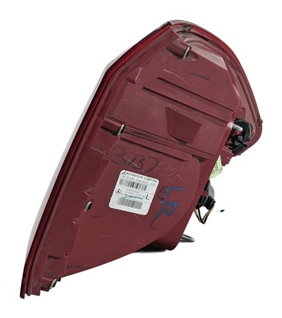 Thumbnail 4: 13-16 MERCEDES GL (X166) REAR LEFT DRIVER OUTER TAILLIGHT BRAKE LIGHT LAMP