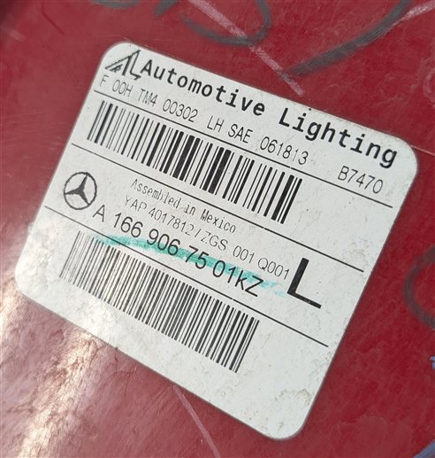 Thumbnail 8: 13-16 MERCEDES GL (X166) REAR LEFT DRIVER OUTER TAILLIGHT BRAKE LIGHT LAMP
