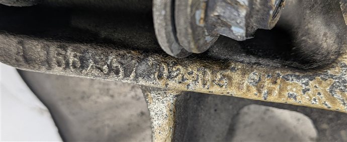 Thumbnail 8: 12-15 MERCEDES GL350 GL450 GL550 ML350 (W166 X166) RIGHT REAR SPINDLE KNUCKLE