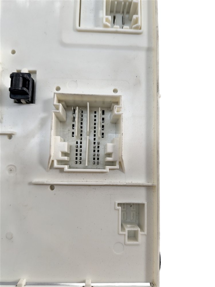 Thumbnail 12: 13 MERCEDES GL350 GL450 GL550 ML350 (W166 X166) FRONT SIGNAL ACQUISITION MODULE