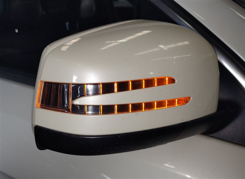 Thumbnail 2: 2013-2016 MERCEDES GL350 GL450 GL550 (X166) RIGHT CAMERA DOOR MIRROR (White)