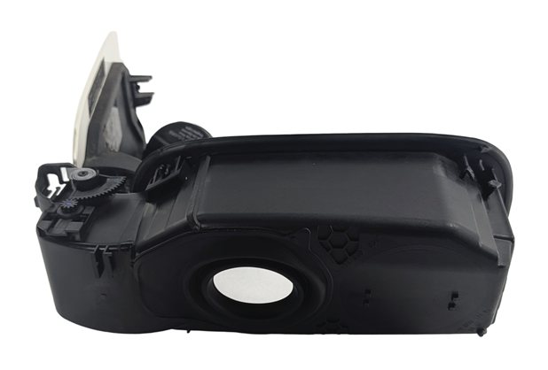 Thumbnail 4: 13-19 MERCEDES GL GLS CLASS (X166) FUEL TANK DOOR LID w/HOUSING GAS CAP (White)