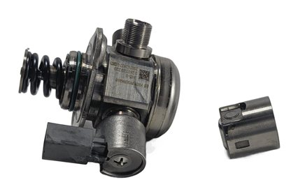 Thumbnail 4: 11-20 MERCEDES E S SL GL (W205 W166 W212 X166 X253) V8 LEFT MECHANICAL FUEL PUMP