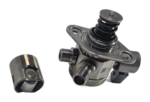 11-20 MERCEDES E S SL GL (W205 W166 W212 X166 X253) RIGHT MECHANICAL FUEL PUMP