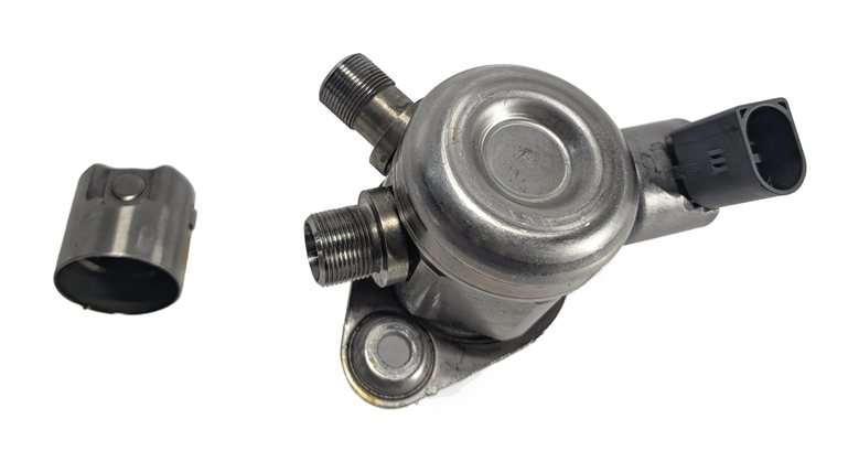 Thumbnail 7: 11-20 MERCEDES E S SL GL (W205 W166 W212 X166 X253) RIGHT MECHANICAL FUEL PUMP