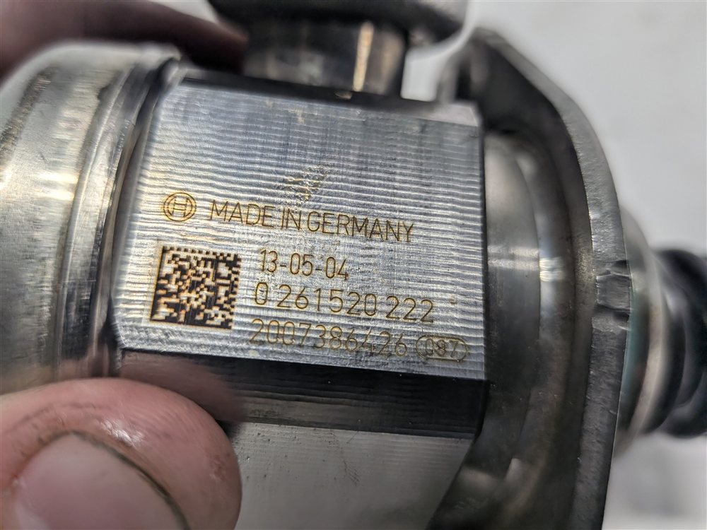 Thumbnail 8: 11-20 MERCEDES E S SL GL (W205 W166 W212 X166 X253) RIGHT MECHANICAL FUEL PUMP
