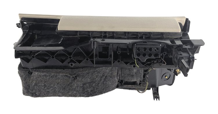 Thumbnail 4: 08-11 MERCEDES C230 C250 C300 C350 C63 W204 FRONT GLOVE BOX DOOR (Beige)