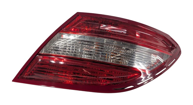 08-11 MERCEDES C250 C300 C350 (W204) RIGHT REAR TAILLIGHT BRAKE LIGHT LAMP