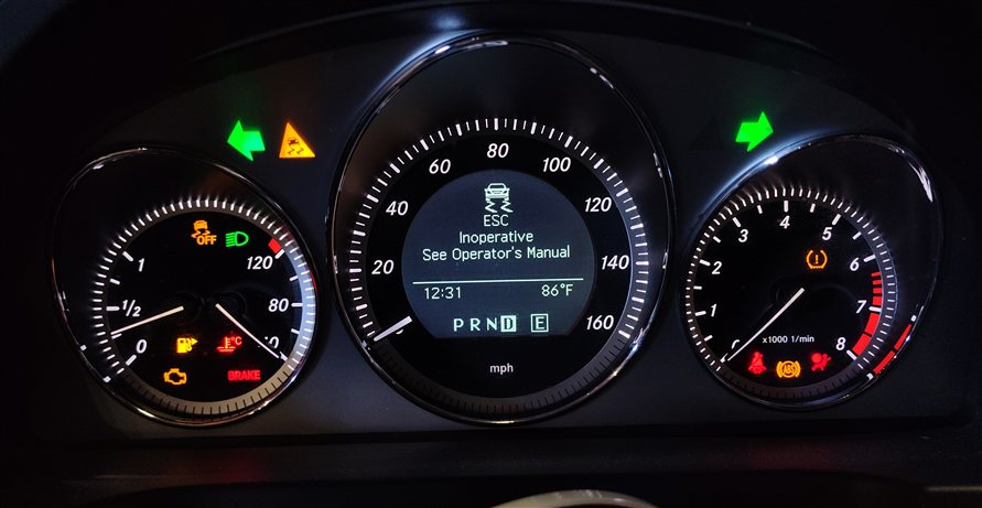 Thumbnail 2: 2011 MERCEDES BENZ C300 C350 GLK350 (W204 X204) SPEEDOMETER GAUGE CLUSTER (161k)