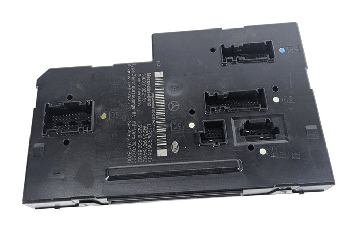 Thumbnail 2: 11-15 MERCEDES C250 C300 C350 (W204) REAR SIGNAL ACQUISITION CONTROL MODULE SAM