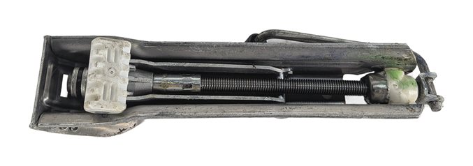 Thumbnail 7: 2011 MERCEDES C300 (W204) EMERGENCY SPARE TIRE LIFT SCISSOR JACK w/ TOOL KIT