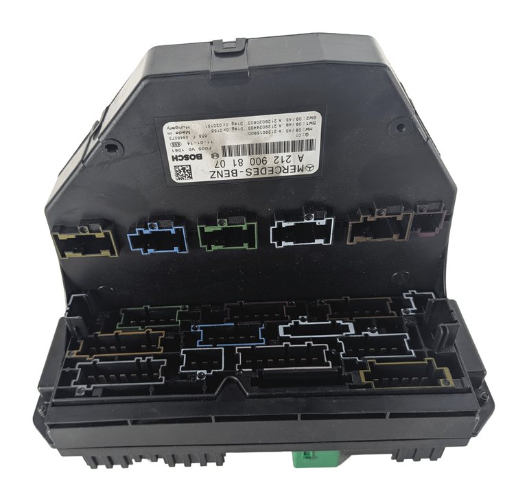 Thumbnail 7: 2011 MERCEDES C300 (W204) 3.0L FRONT SAM SIGNAL ACQUISITION FUSE RELAY BOX