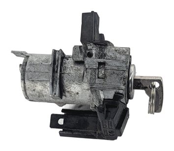 Thumbnail 6: 2011 MERCEDES C300 (W204) DRIVER DOOR & TRUNK LOCK CYLINDER SET/2 w/KEY BLADES