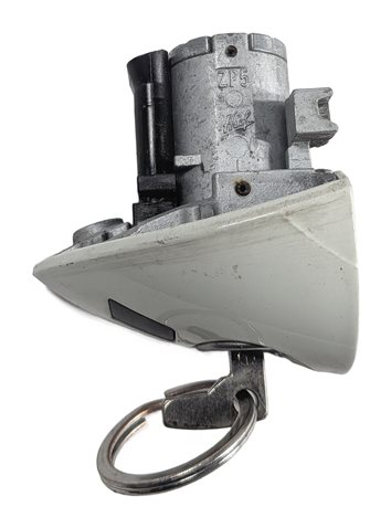 Thumbnail 6: 2010 MERCEDES GL450 (X164) FRONT LEFT DRIVER DOOR LOCK CYLINDER KEY CAP (White)