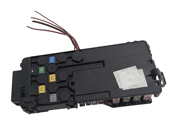 Thumbnail 5: 2010 MERCEDES GL450 (X164) 4.6L BATTERY PRE FUSE POWER DISTRIBUTION JUNCTION BOX
