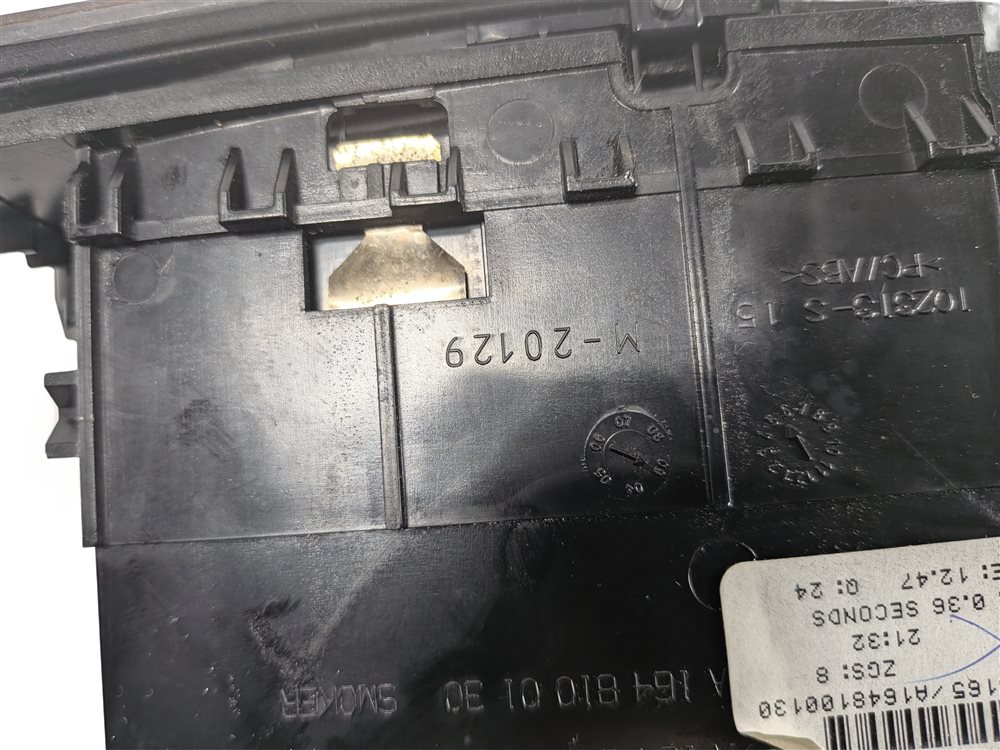 Thumbnail 11: 2010 MERCEDES GL450 (X164) CENTER CONSOLE ASHTRAY w/CIGARETTE LIGHTER SOCKET