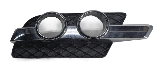 2010 MERCEDES GL450 X164 FRONT RIGHT LOWER BUMPER FOG LIGHT TRIM (White)