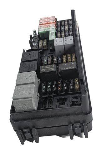 Thumbnail 5: 2010 MERCEDES GL450 (X164) 4.6L REAR SIGNAL ACQUISITION SAM FUSE RELAY BOX
