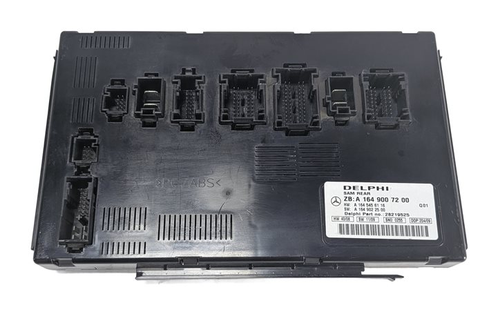 Thumbnail 2: 2010 MERCEDES GL450 (X164) 4.6L REAR SIGNAL ACQUISITION SAM CONTROL MODULE