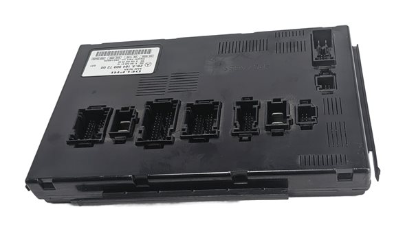 Thumbnail 4: 2010 MERCEDES GL450 (X164) 4.6L REAR SIGNAL ACQUISITION SAM CONTROL MODULE