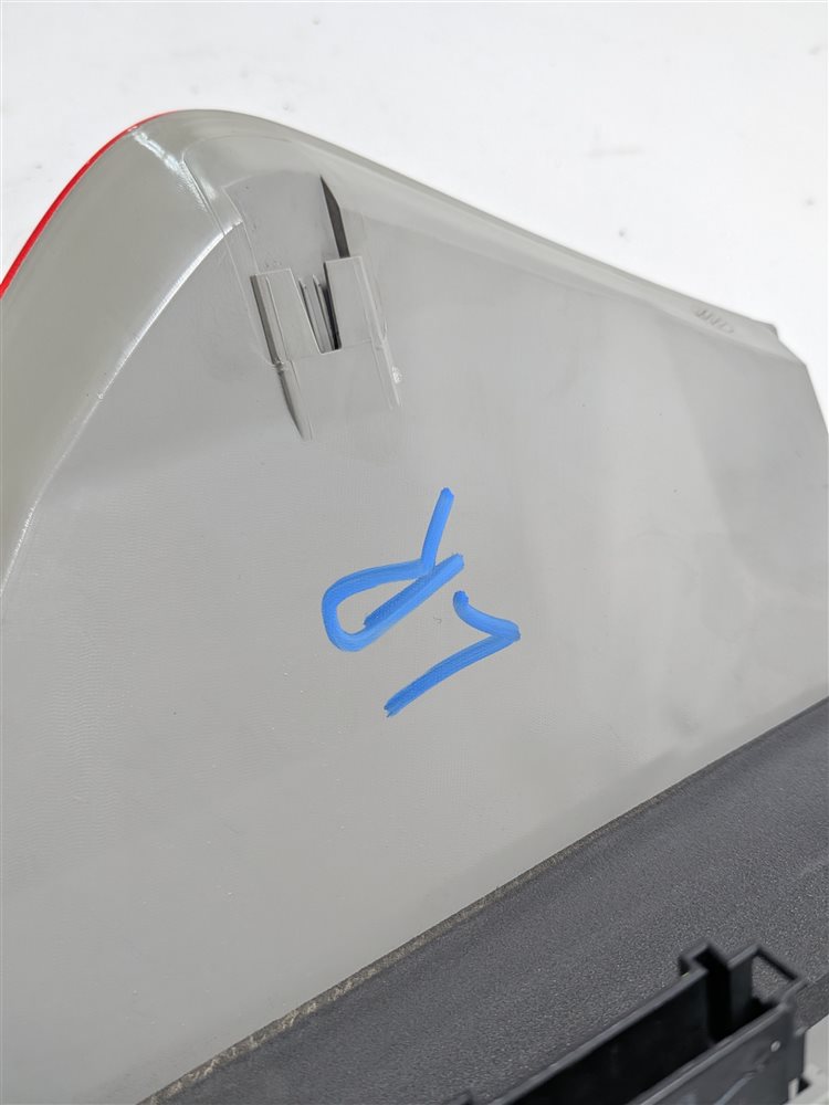 Thumbnail 13: 2010-2012 MB GL350 GL450 GL550 (X164) LEFT DRIVER TAILLIGHT BRAKE LIGHT LAMP