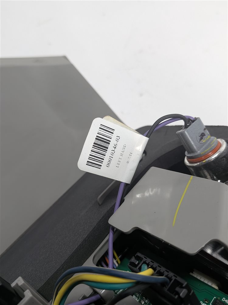 Thumbnail 14: 2010-2012 MB GL350 GL450 GL550 (X164) LEFT DRIVER TAILLIGHT BRAKE LIGHT LAMP