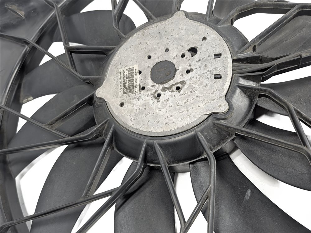Thumbnail 6: 2007-2012 MERCEDES GL ML R CLASS (X164 W164 W251) RADIATOR COOLING FAN w/ SHROUD