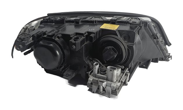 Thumbnail 5: BMW 02-03 3 SERIES (E46) CONVERTIBLE COUPE FRONT LEFT HEADLIGHT (XENON HID)