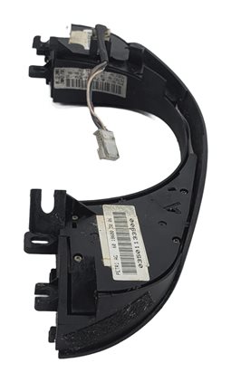 Thumbnail 5: 2002 BMW 330CI (E46) STEERING WHEEL MULTIFUNCTION CONTROL SWITCH SET/2 w/TRIM