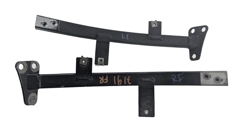 Thumbnail 4: 2011 AUDI A8 (D4 4H) FRONT FENDER SUPPORT MOUNT BRACKET LEFT & RIGHT SET/2