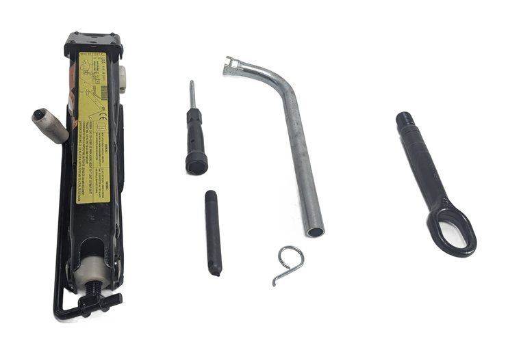 2011-2018 AUDI A8 S8 (D4 4H) EMERGENCY JACK LIFT ASSEMBLY w/TOOL KIT & TOW HOOK