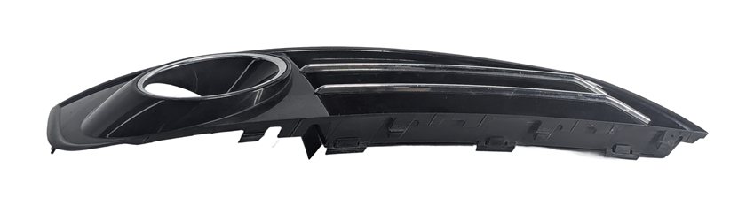 Thumbnail 2: 2011-2014 AUDI A8 (D4 4H) FRONT LOWER RIGHT PASSENGER BUMPER FOG LIGHT GRILLE