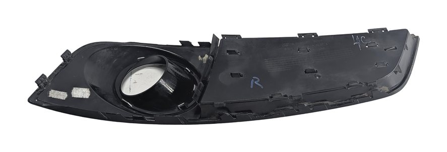 Thumbnail 4: 2011-2014 AUDI A8 (D4 4H) FRONT LOWER RIGHT PASSENGER BUMPER FOG LIGHT GRILLE