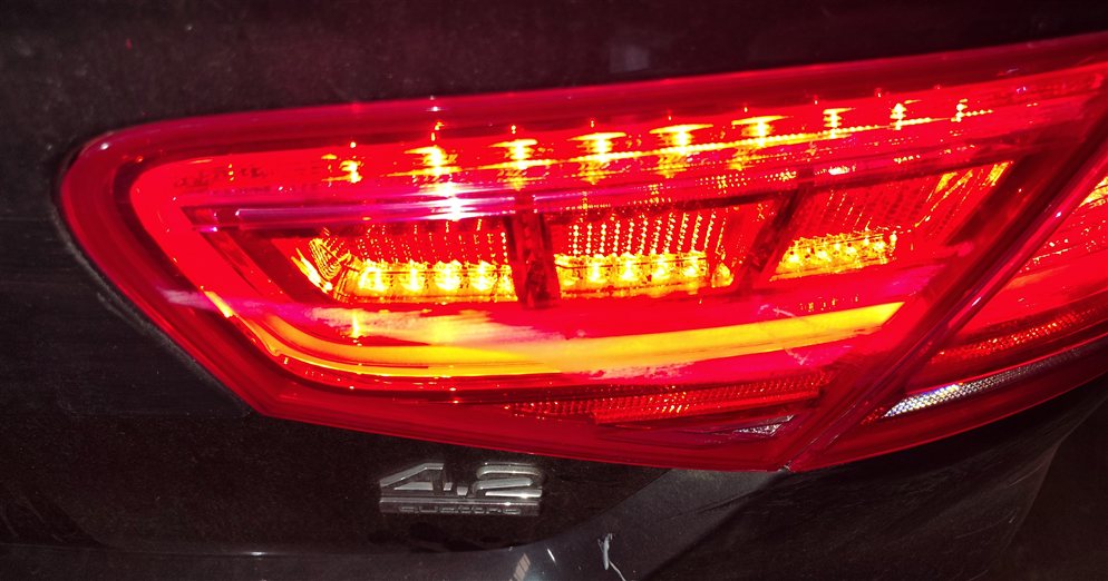 Thumbnail 2: 11-14 AUDI A8 S8 D4 4H RIGHT PASSENGER REAR TRUNK INNER LED TAILLIGHT LIGHT LAMP