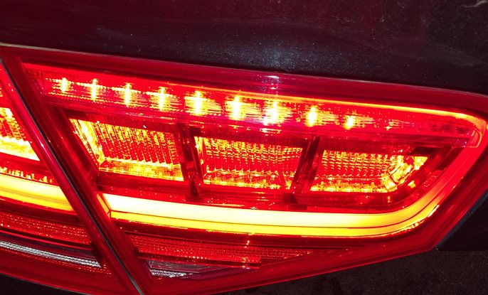 Thumbnail 2: 11-14 AUDI A8 S8 (D4 4H) LEFT DRIVER REAR TRUNK INNER LED TAILLIGHT LIGHT LAMP